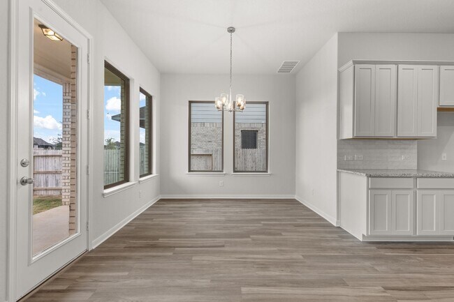 9514 Pioneer Jct, San Antonio, TX 78254 - photo 5