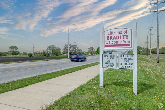 Historic Bradley, IL was founded in 1895 and has a current population of 15,419.