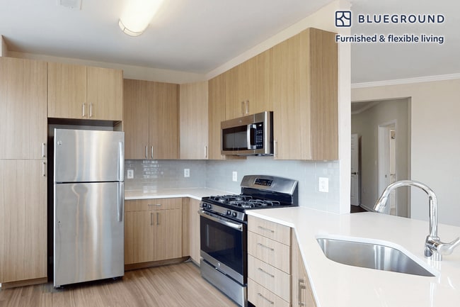2350 26th Ct S unit FL2-ID6639A, Arlington, VA 22206 - photo 6
