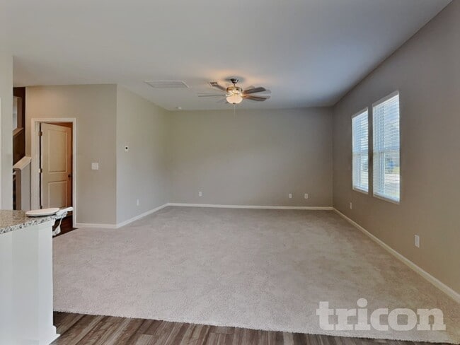 229 Babbling Brk Dr, Clayton, NC 27520 - photo 3