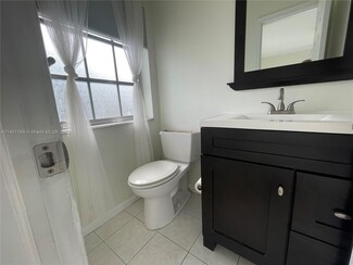 2261 NE 67th St Unit 1822, Fort Lauderdale, FL 33308