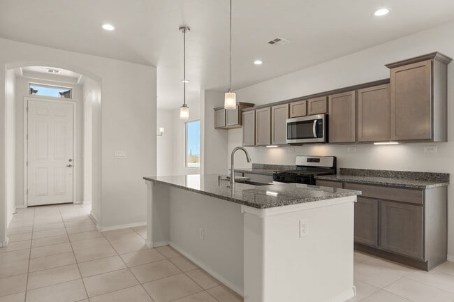 2524 Camino Azul Loop NE, Rio Rancho, NM 87144 - photo 5