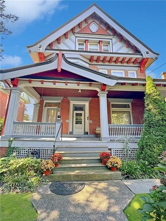 926 Savannah Ave, Pittsburgh, PA 15221