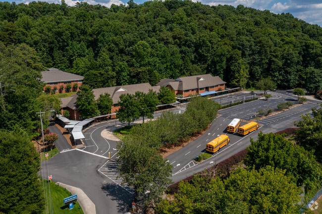 Saint Francis School is a private college preparatory program since 1976 in Roswell.