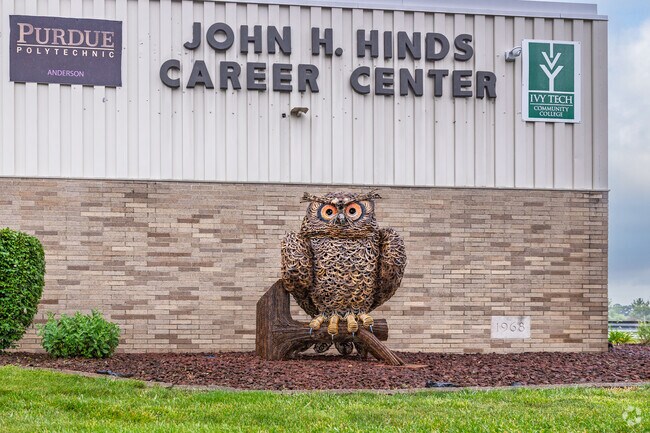 The John H. Hinds Career Center offers Elwood students vocational training.
