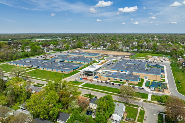Brownell STEM Academy has ample parking for teachers and parents during school events.