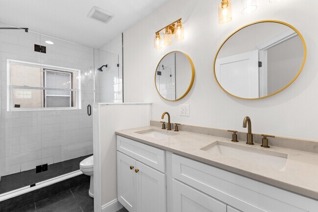 Upstairs Bathroom
