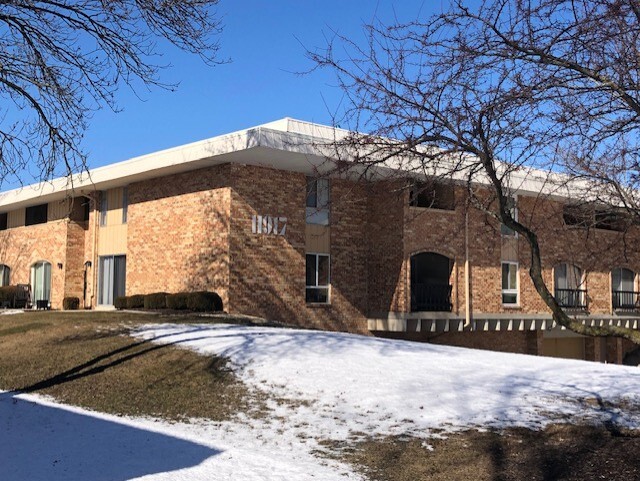 11917 W Appleton Ave unit 1, Milwaukee, WI 53224 - photo 1