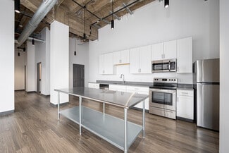 366 E Broad St, Columbus, OH 43215