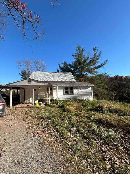 50 Mayberry Dr, Moorefield, WV 26836