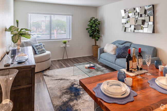 1 Bed, 1 Bath
