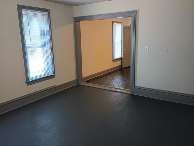 Entryway from livingroom