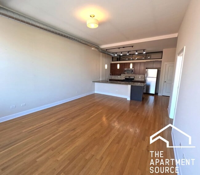 2778 N Milwaukee Ave unit 308, Chicago, IL 60647 - photo 2