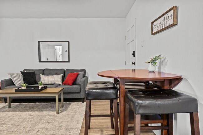 250 Little St unit ID1302826P, Athens, GA 30605 - photo 3