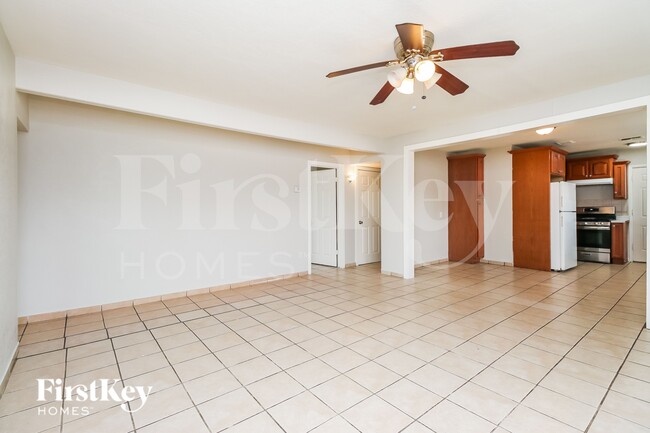 3250 N 26th Place, Phoenix, AZ 85016 - photo 3
