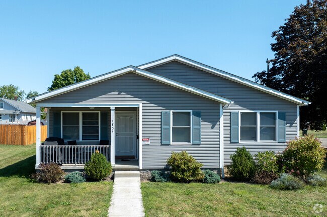 Ranch homes are common in the Fairmont neighborhood.