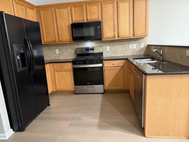 1022 Firethorne Pass, Cumming, GA 30040 - photo 4