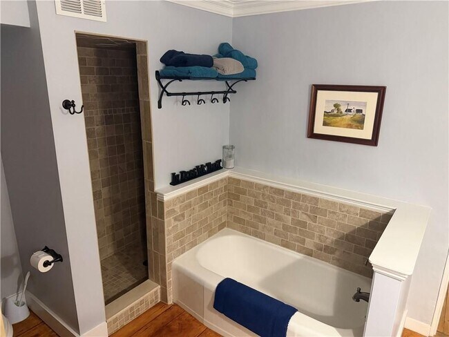 31 Bradford St, Bristol, RI 02809 - photo 6