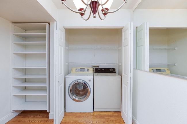 5150 S Jones Blvd unit 205, Las Vegas, NV 89118 - photo 3