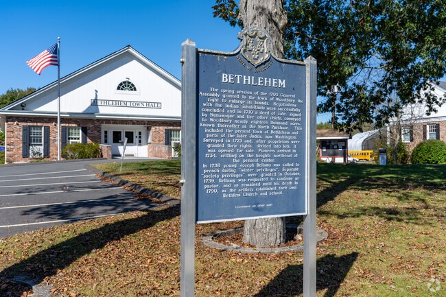 Bethlehem Town Hall anchors the community, reflecting its 18th-century New England roots.