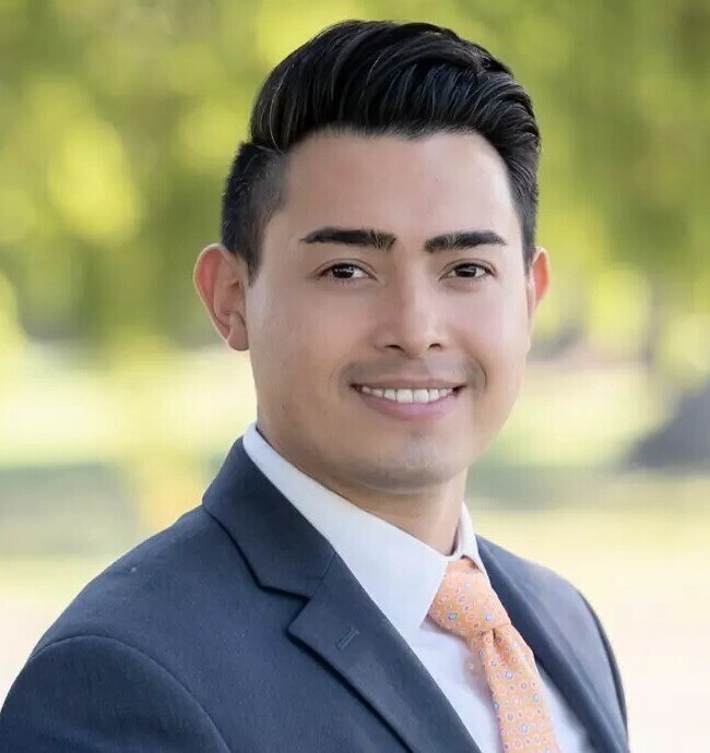 Agent Photo
