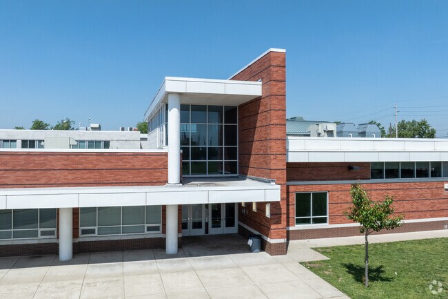 Morgan Village Middle School has students in gardes 6-8.