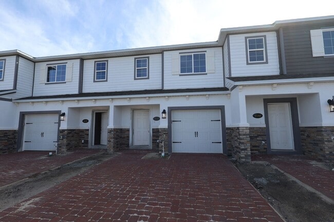 4136 Campsite Loop, Orlando, FL 32824 - photo 3