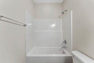 237 Meadows Ln, Bonaire, GA 31005