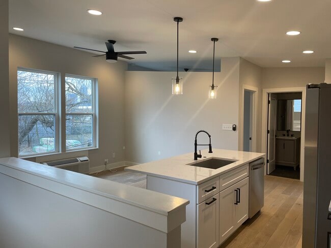 1142 English Ave unit 1142 English Ave Uni, Indianapolis, IN 46203 - photo 6