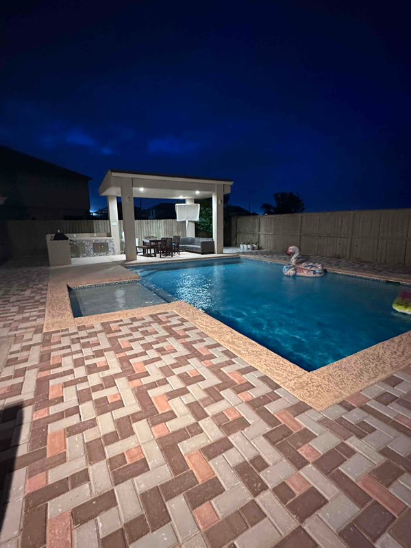 11121 Borrado Dr, Laredo, TX 78045