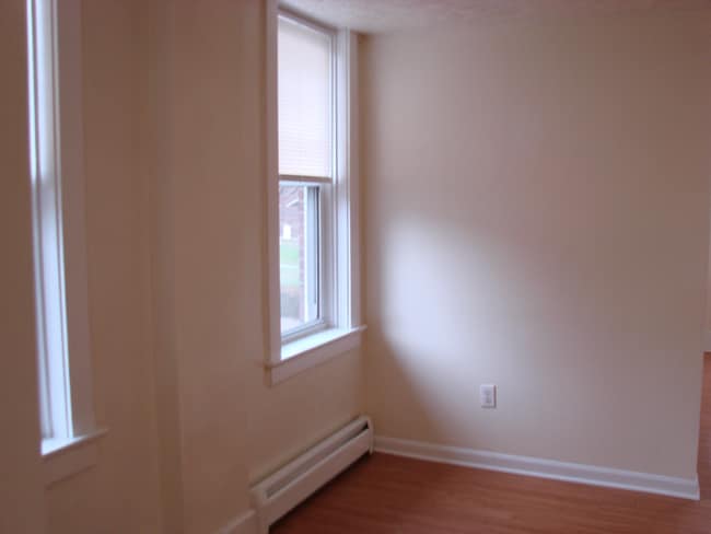 721 Main St unit 2, Bentleyville, PA 15314 - photo 5