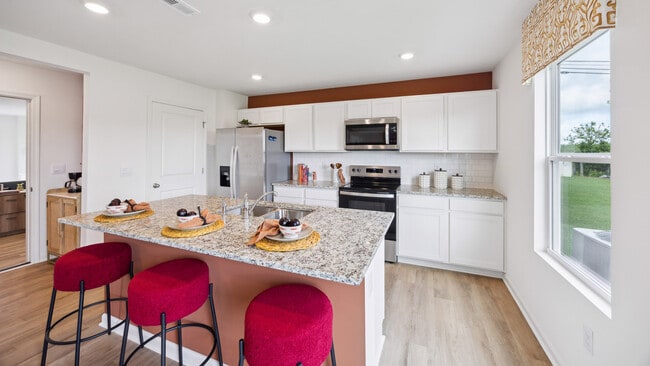 106 Shoemaker Ln unit 38623907, Elizabethtown, KY 42701 - photo 3