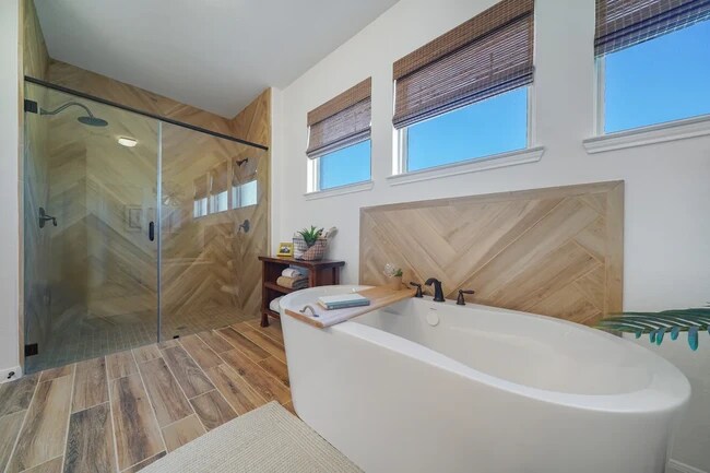 6603 Allens Landing, Needville, TX 77461 - photo 4