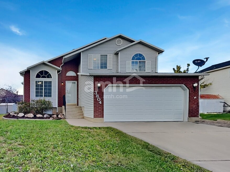 3804 W 5625 S, Roy, UT 84067 - photo 1