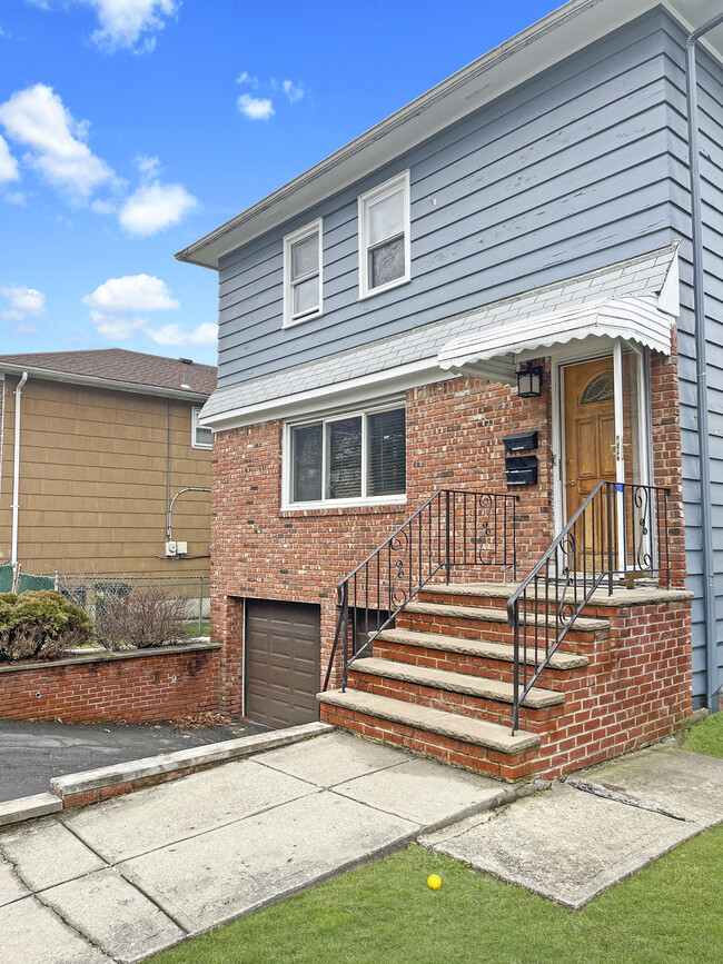 253 Waverly Place Unit 2, South Orange, NJ 07079