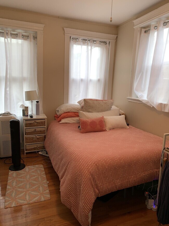 72 Joy St unit 16, Boston, MA 02114 - photo 2