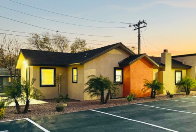 7893 Sierra Ave unit B, Fontana, CA 92336 - photo 2