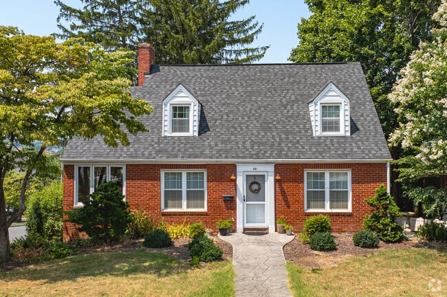 Cape Cod homes in Old Town typically have dormer windows.