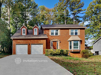 1547 Golf Link Dr, Stone Mountain, GA 30088