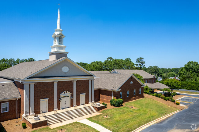 Hampton First Baptist Academy has a student-teacher ratio of 23 to 1.