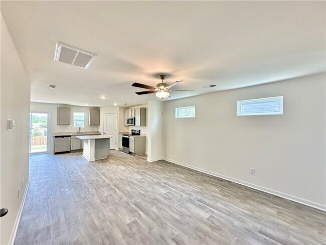 515 Seaborn Cir, Pendleton, SC 29670 - photo 6