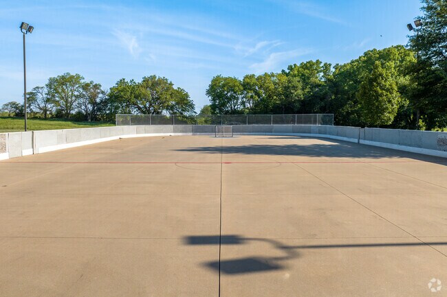 Get your friends together for a game of hockey at the rink in Park City's Hap McLean Park.