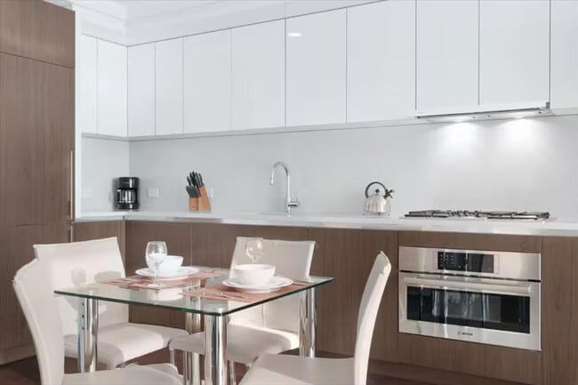 605 W 42nd St unit ID1025119P, New York, NY 10036 - photo 4