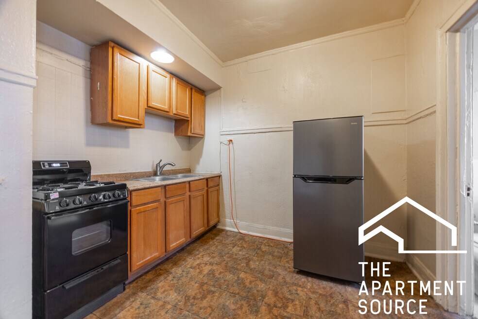 6928 N Greenview Ave unit 608, Chicago, IL 60626 - photo 1