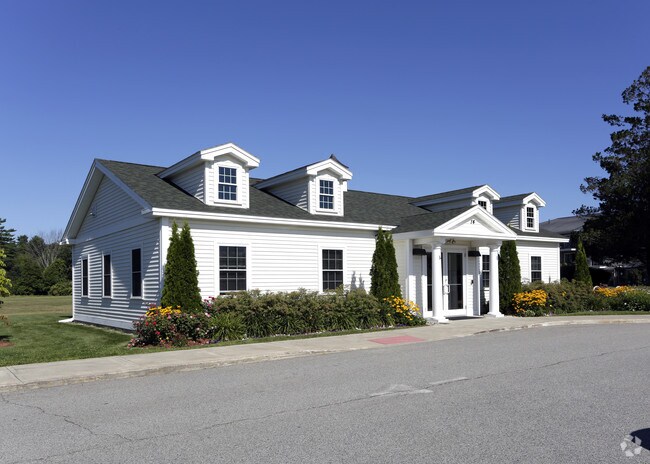 Tara Meadows, Somersworth, NH 03878 - photo 5