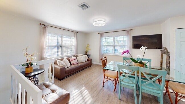 1881 Danford St, Naples, FL 34112 - photo 2