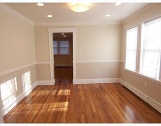 87 Bailey St Unit 87 Bailey St Unit 1, Boston, MA 02124