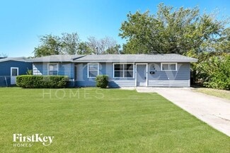 308 Bluebonnet St, Saginaw, TX 76179