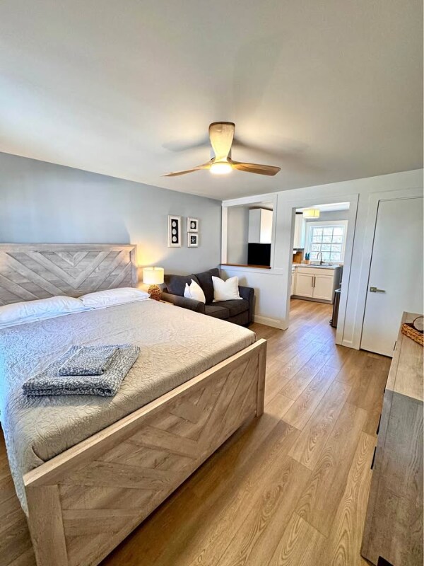 6 Sunset Dr, Old Orchard Beach, ME 04064