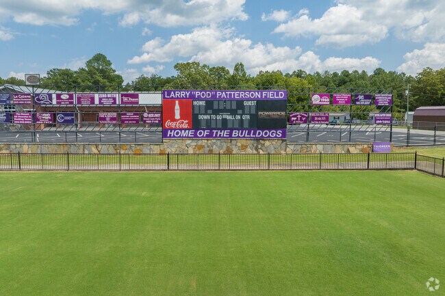 Susan Moore High School mascot is the bulldog.